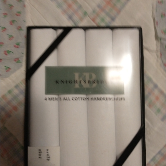 4 men's all cotton handkerchiefs - Picture 2 of 2